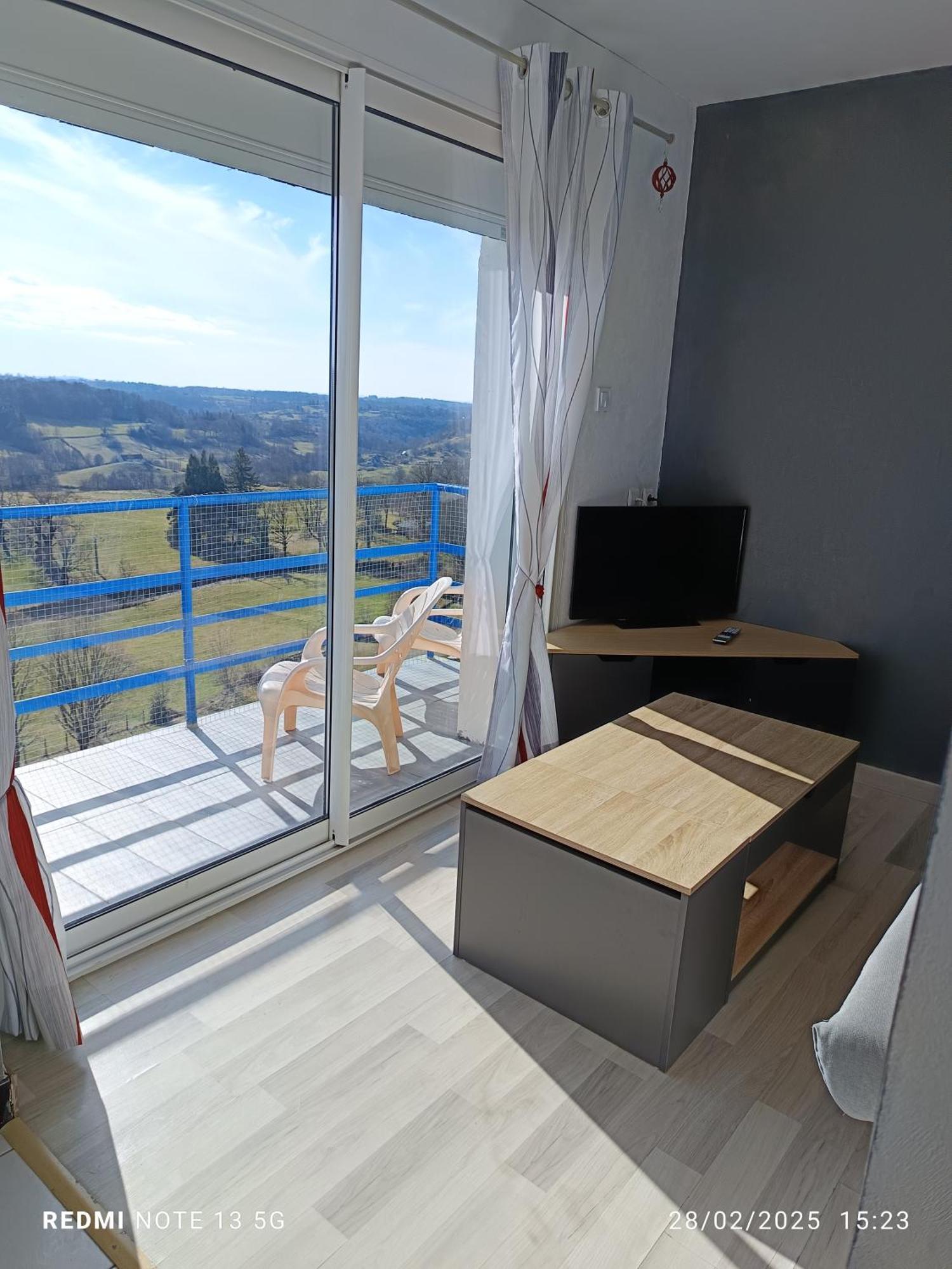 Bellevue Apartment La Tour-dʼAuvergne Exterior foto
